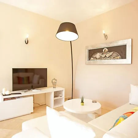 Apartment Pinos De Aloha Marbella