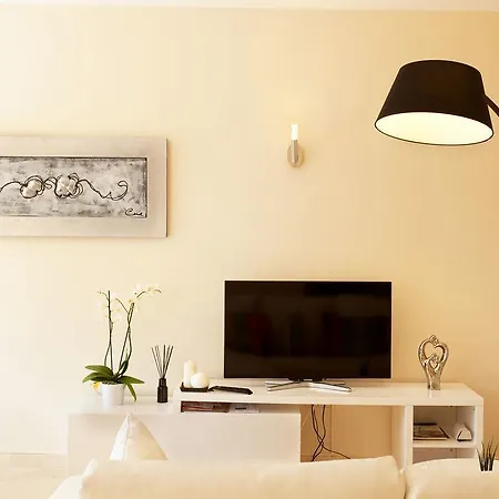 Apartment Pinos De Aloha